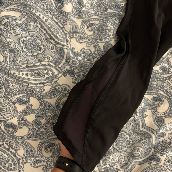 Black Crop Lululemon Tights - Picture 4 of 5